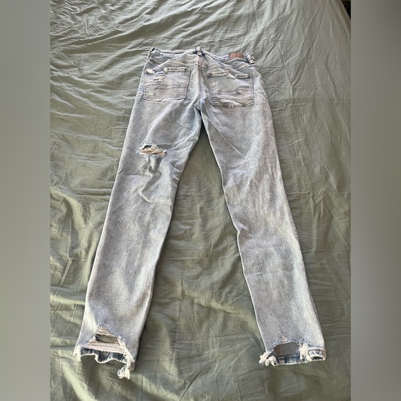 Distressed American Eagle stretchy high waist straight Light Women's Jeans 6 - Picture 2 of 7